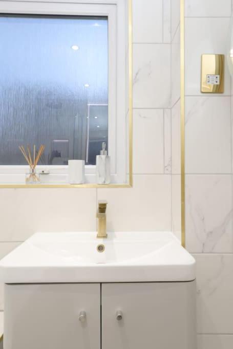Riverside Serviced Apartments لندن المظهر الخارجي الصورة